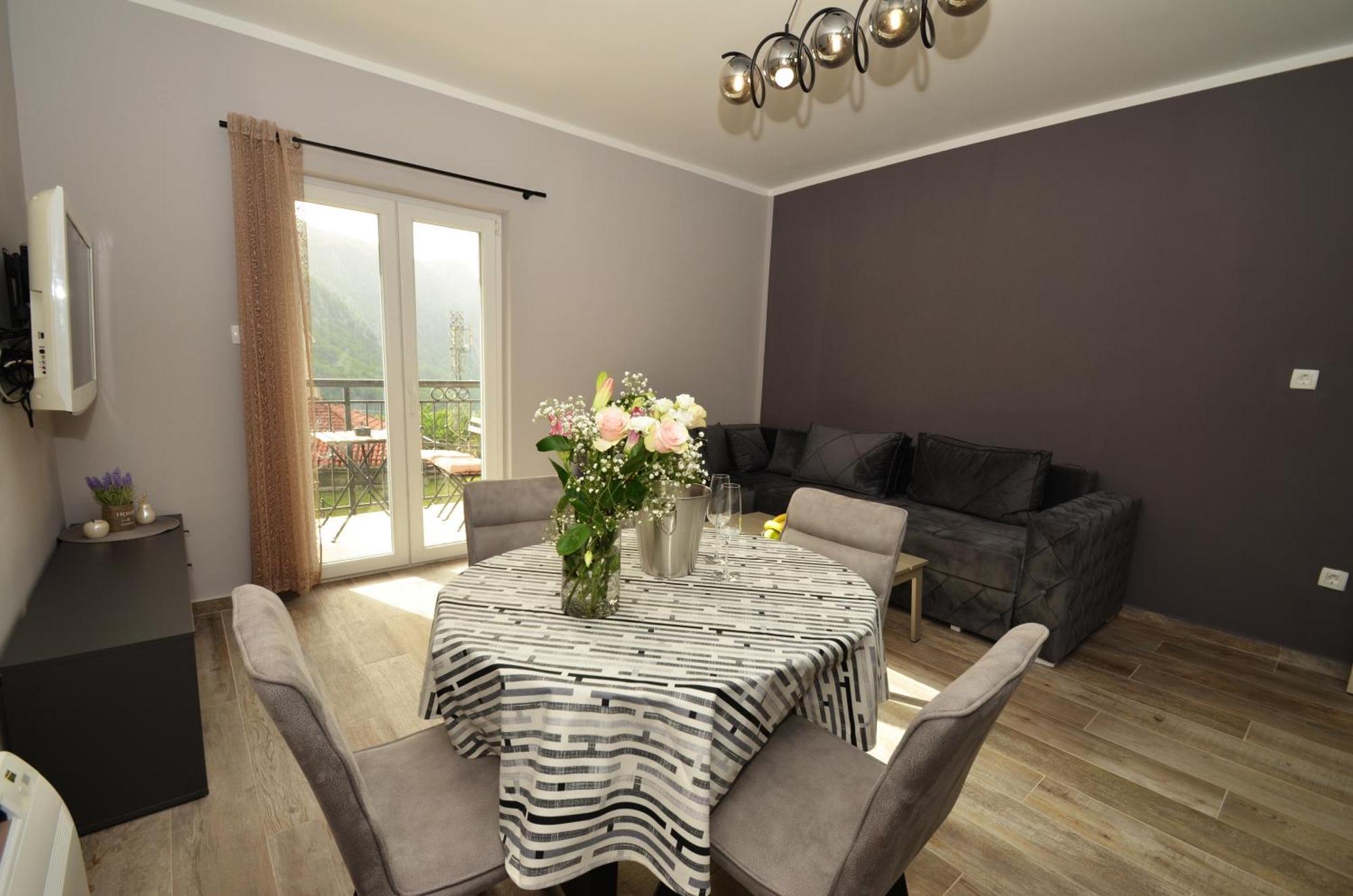 Apartments Orizzonte With Beautiful View Of The Bay Kotor Exterior foto